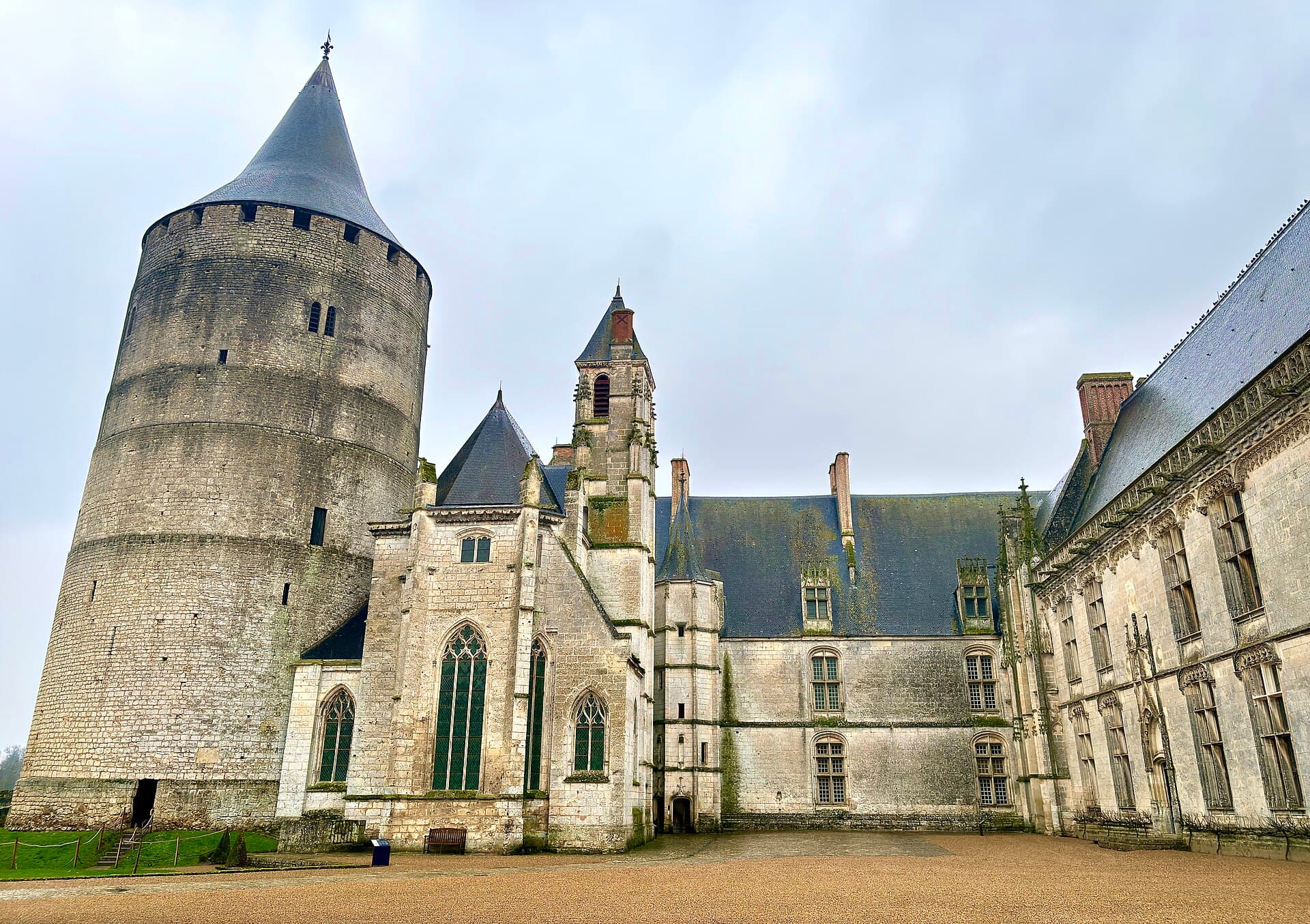 Château de Châteaudun — château à Châteaudun, Eure-et-Loir, classé mh