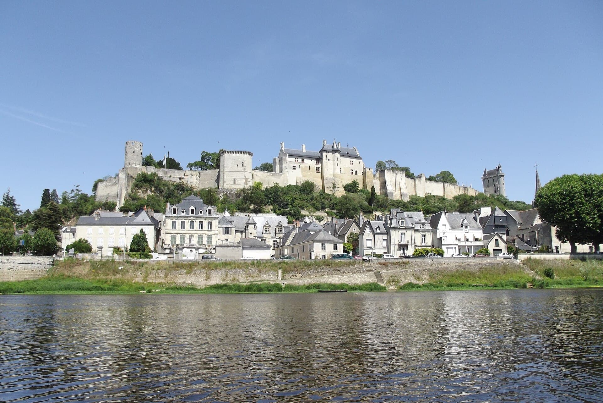 Château de Chinon – logis royal — château à Chinon, Indre-et-Loire, intérieur, classé mh