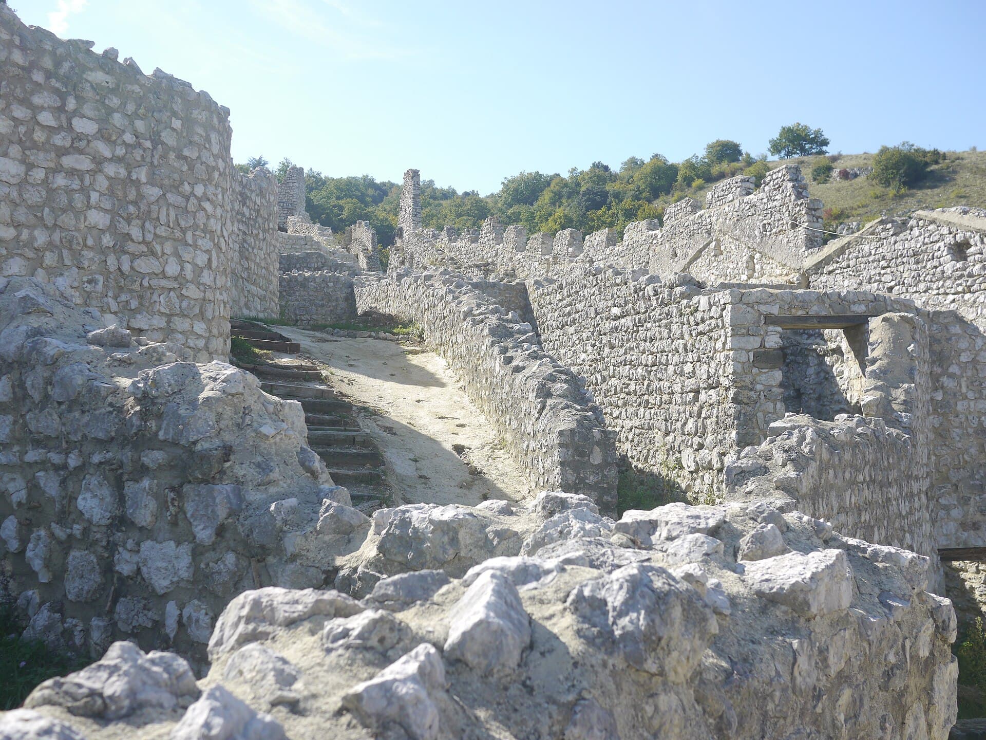 Château de Crussol – ruines — château à Saint-Péray, Ardèche, classé mh