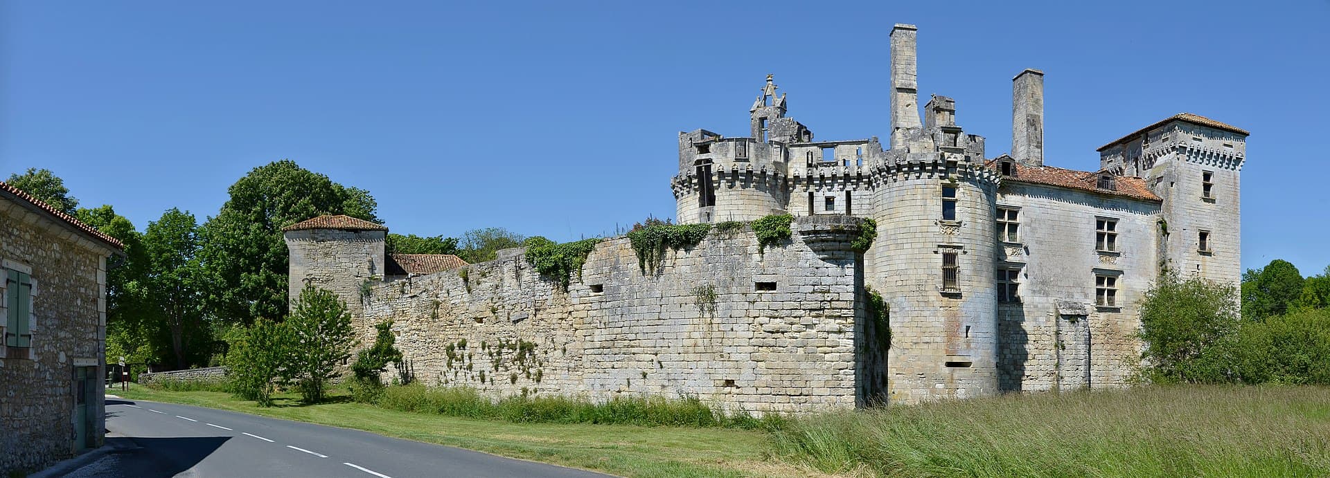 Château de Mareuil — château à Mareuil, Dordogne, façade, inscrit mh