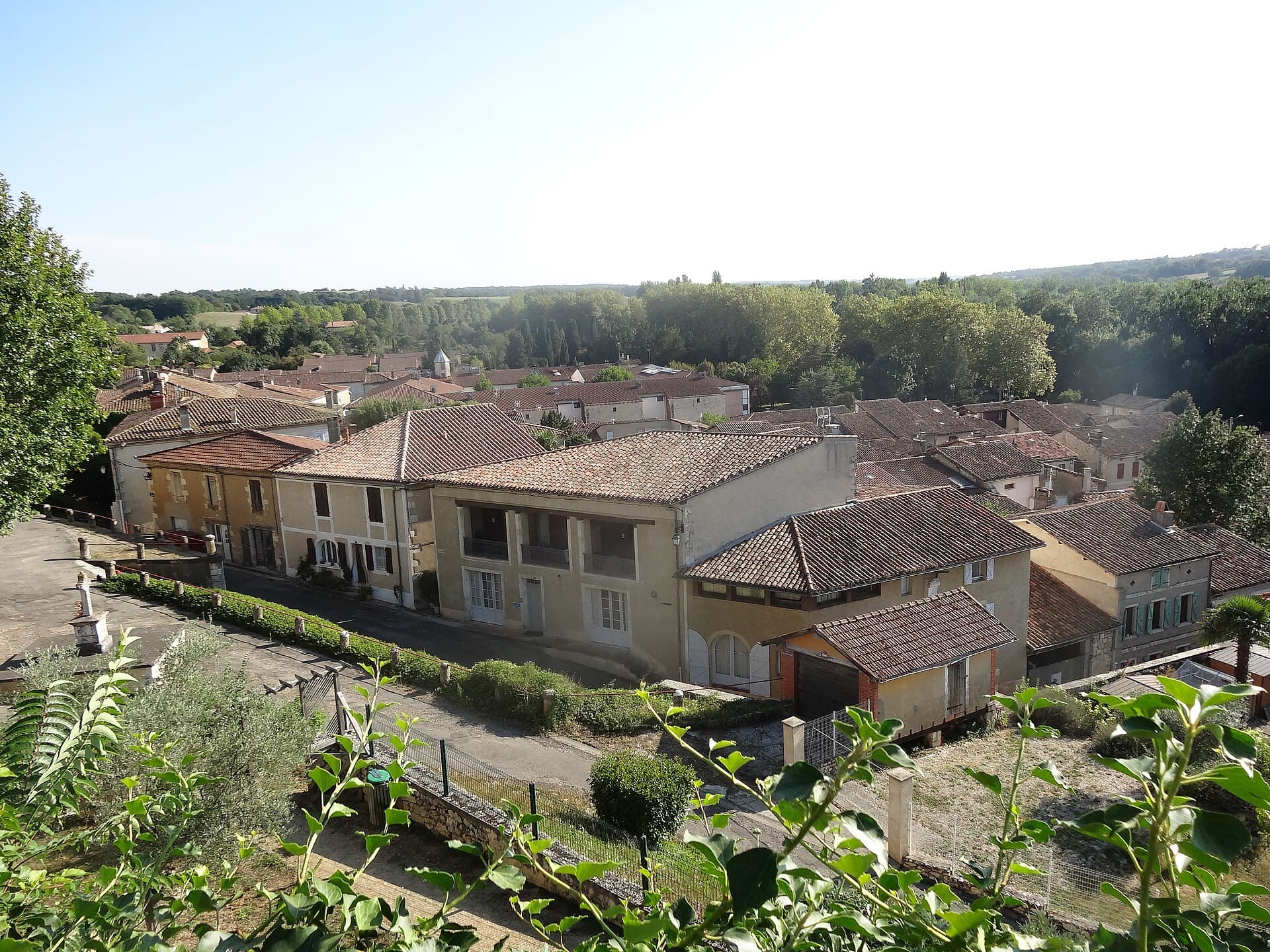 Château de Mauvezin — château à Mauvezin, Gers, classé mh