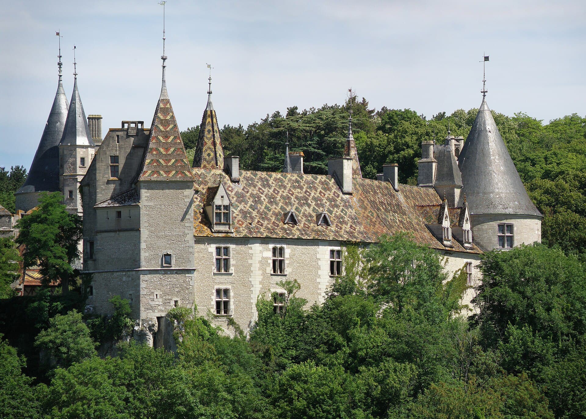 Château de Rochepot — château à La Rochepot, Côte-d'Or, classé mh