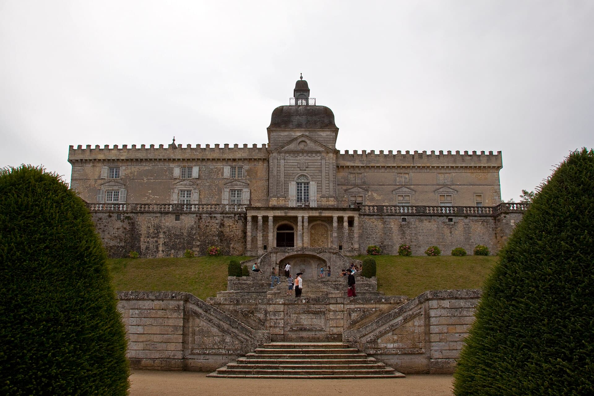 Château de Vayres — château à Vayres, Gironde, classé mh