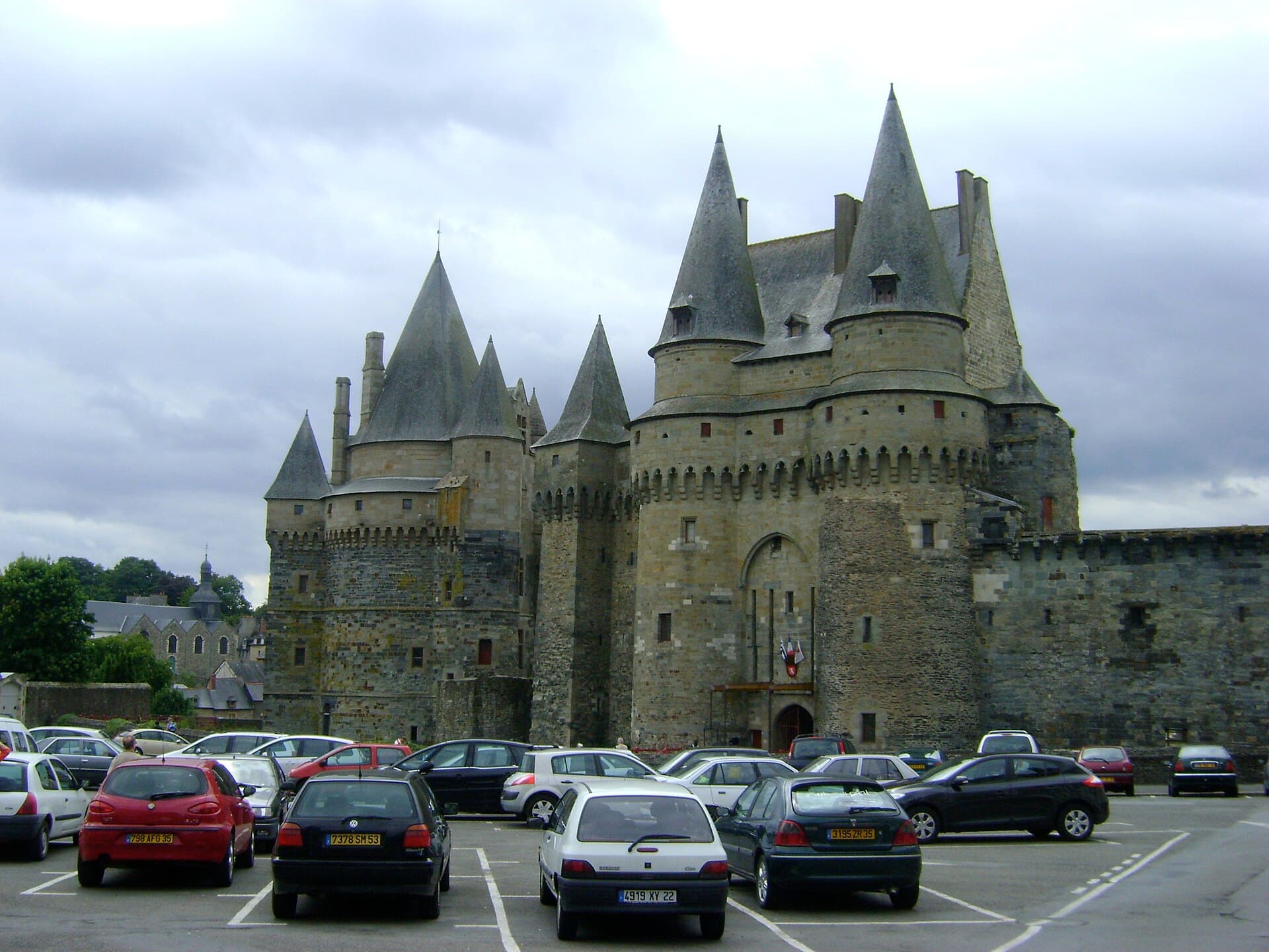 Château de Vitré — château à Vitré, Ille-et-Vilaine, vue de nuit, classé mh