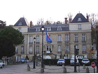 Château des Lions (ancien) — château à Le Port-Marly, Yvelines, inscrit mh