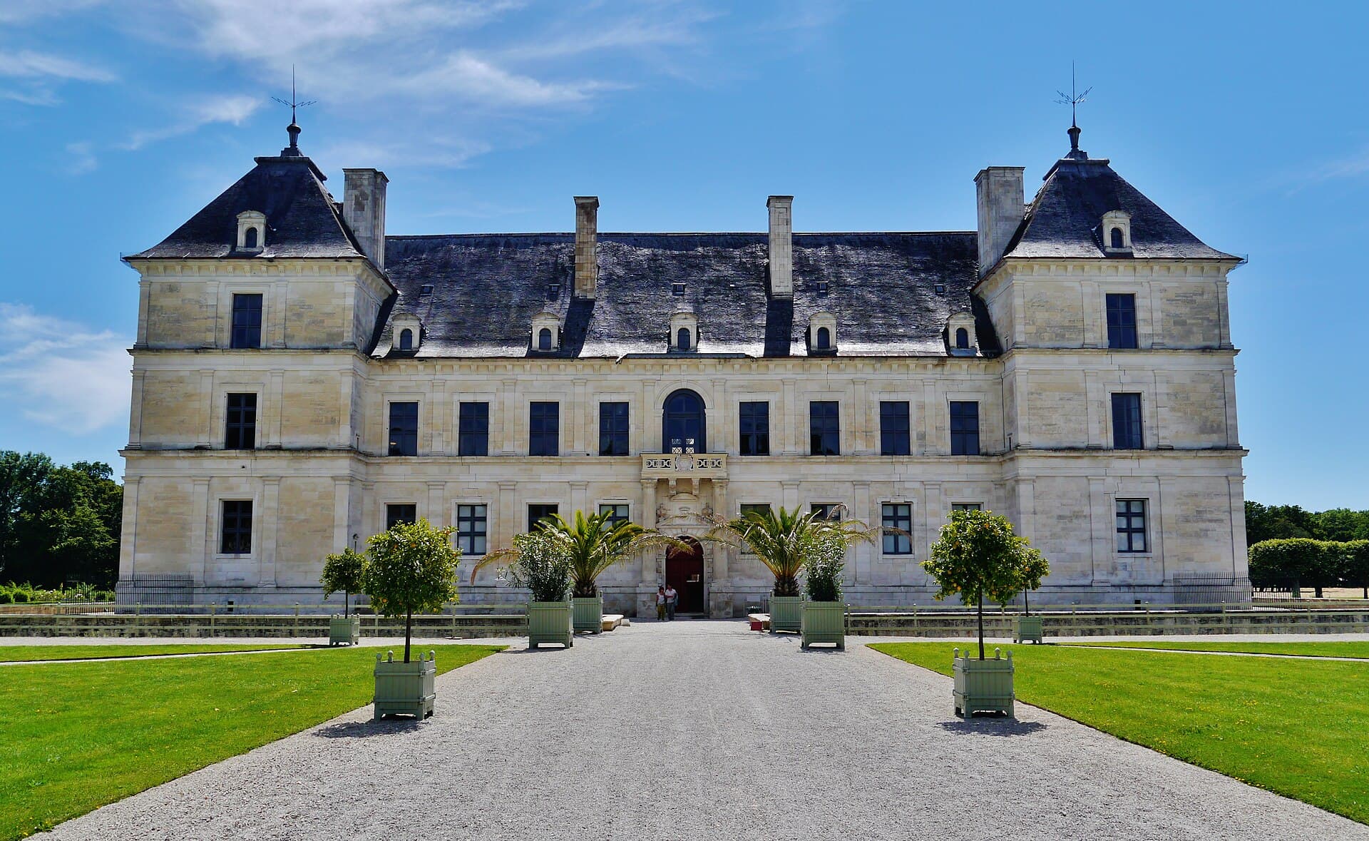 Château d'Ancy-le-Franc (Ancy-le-Franc) Château d'Ancy-le-Franc — château à Ancy-le-Franc, Yonne, façade, classé mh