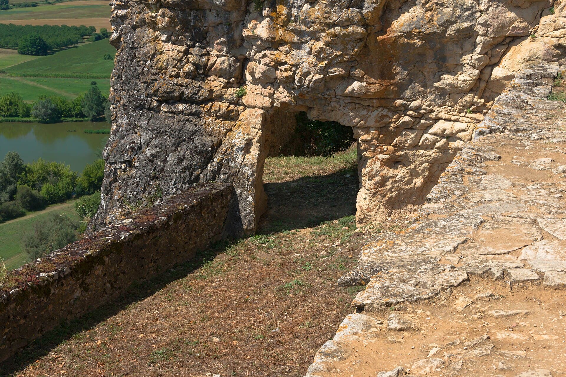Château de Beynac (Beynac-et-Cazenac) Château de Beynac — château à Beynac-et-Cazenac, Dordogne, façade, classé mh