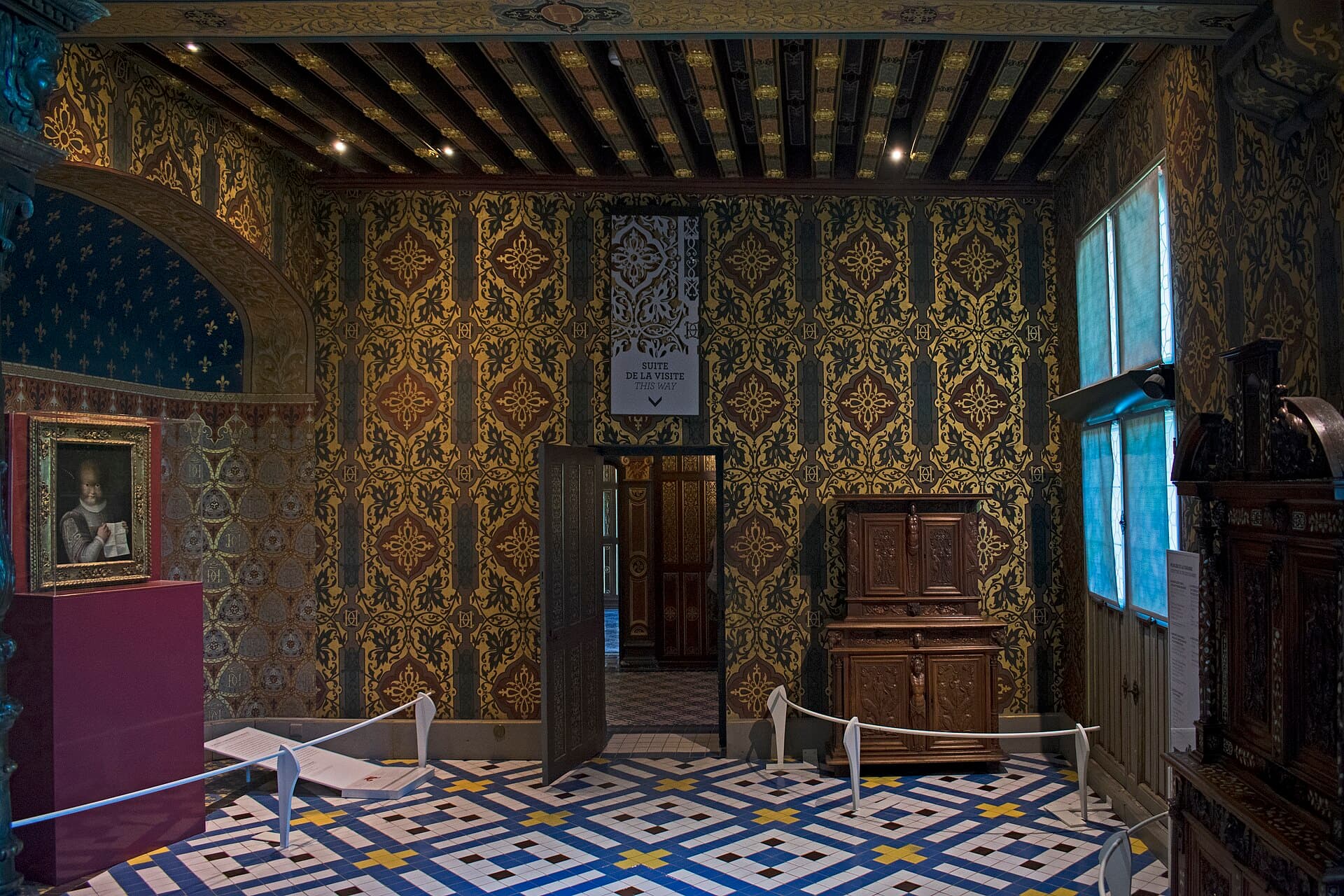 Château de Blois – aile François Ier (Blois) Château de Blois – aile François Ier — château à Blois, Loir-et-Cher, intérieur, classé mh