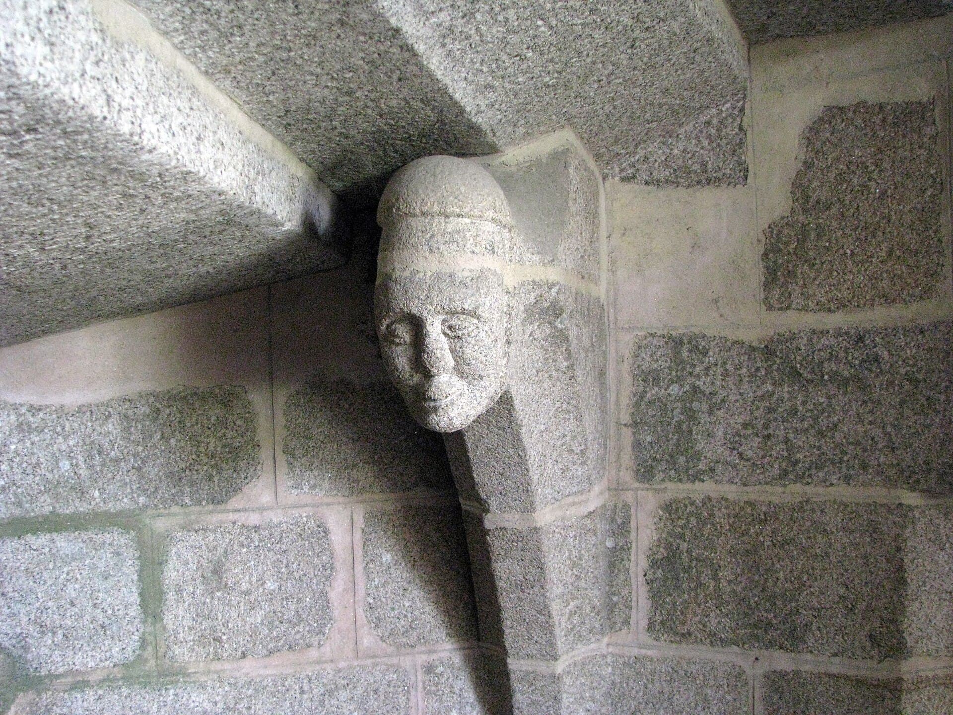 Château de Kerouzéré (Sibiril) Château de Kerouzéré — château à Sibiril, Finistère, façade, classé mh