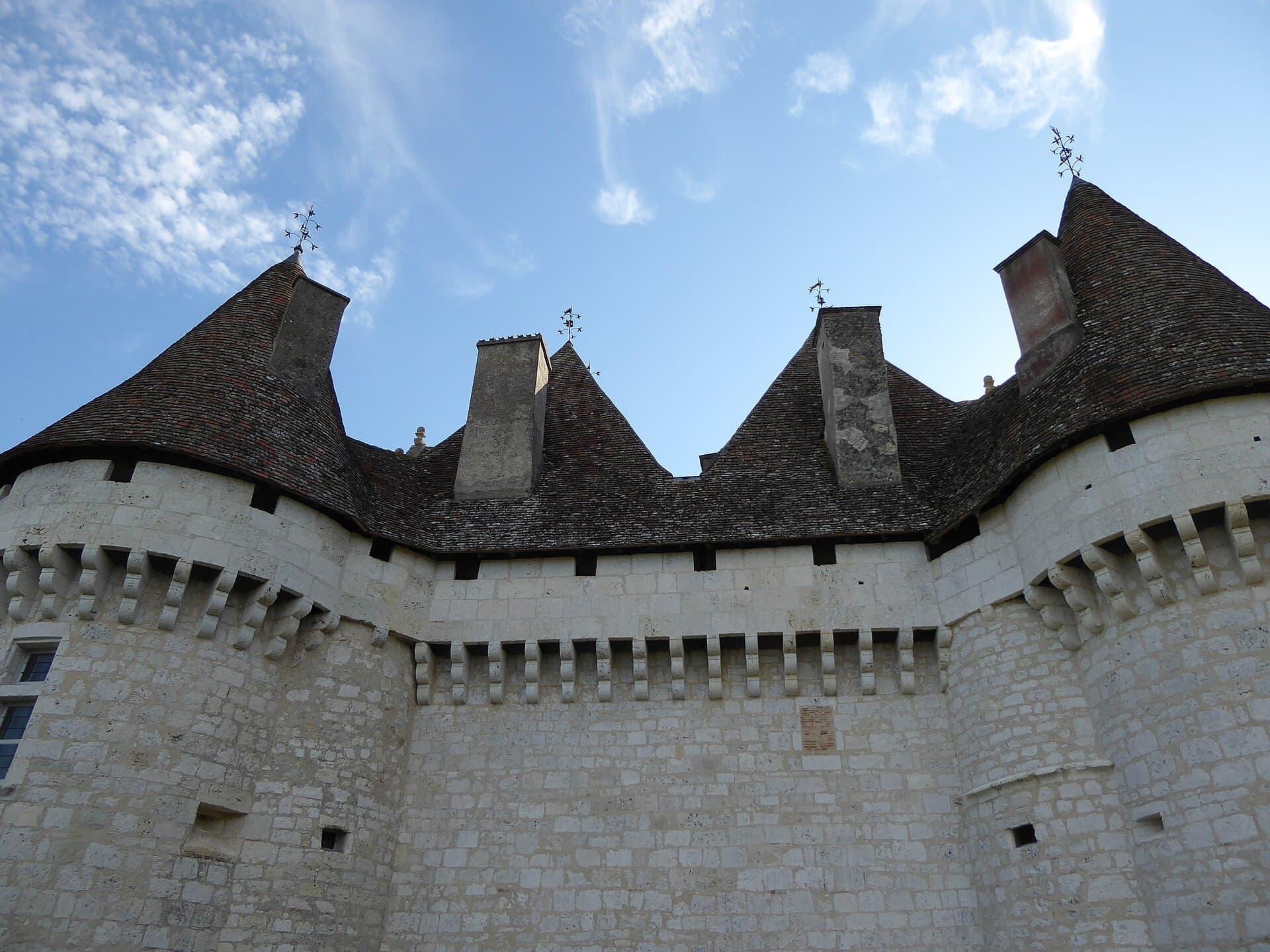 Château de Monbazillac (Monbazillac) Château de Monbazillac — château à Monbazillac, Dordogne, vue de nuit, classé mh