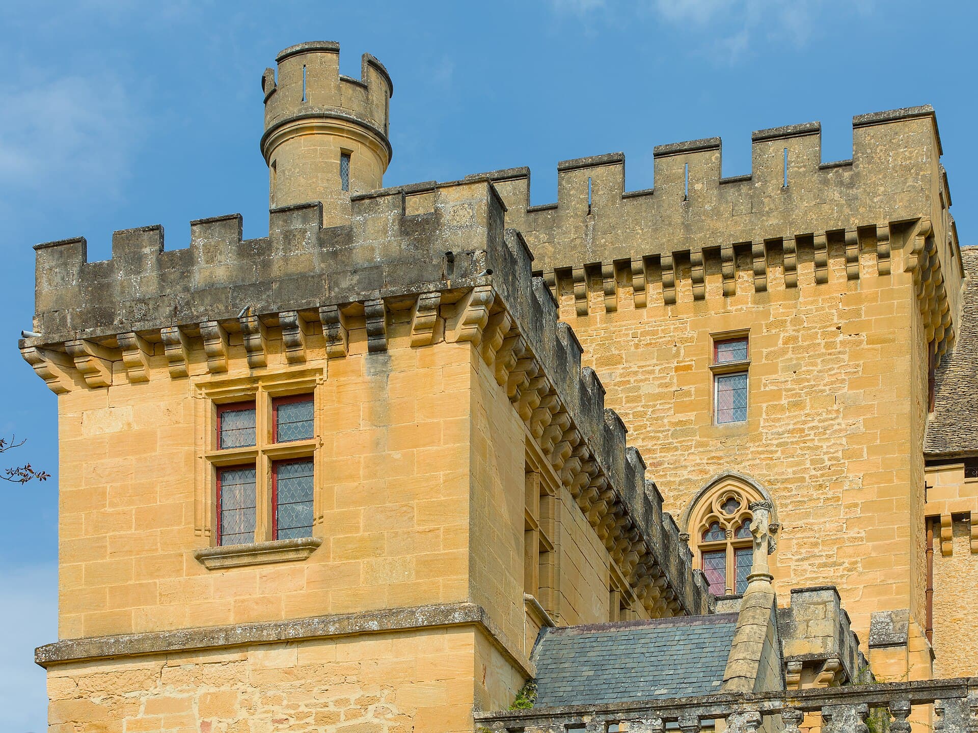 Château de Puymartin (Marquay) Château de Puymartin — château à Marquay, Dordogne, vue de nuit, classé mh