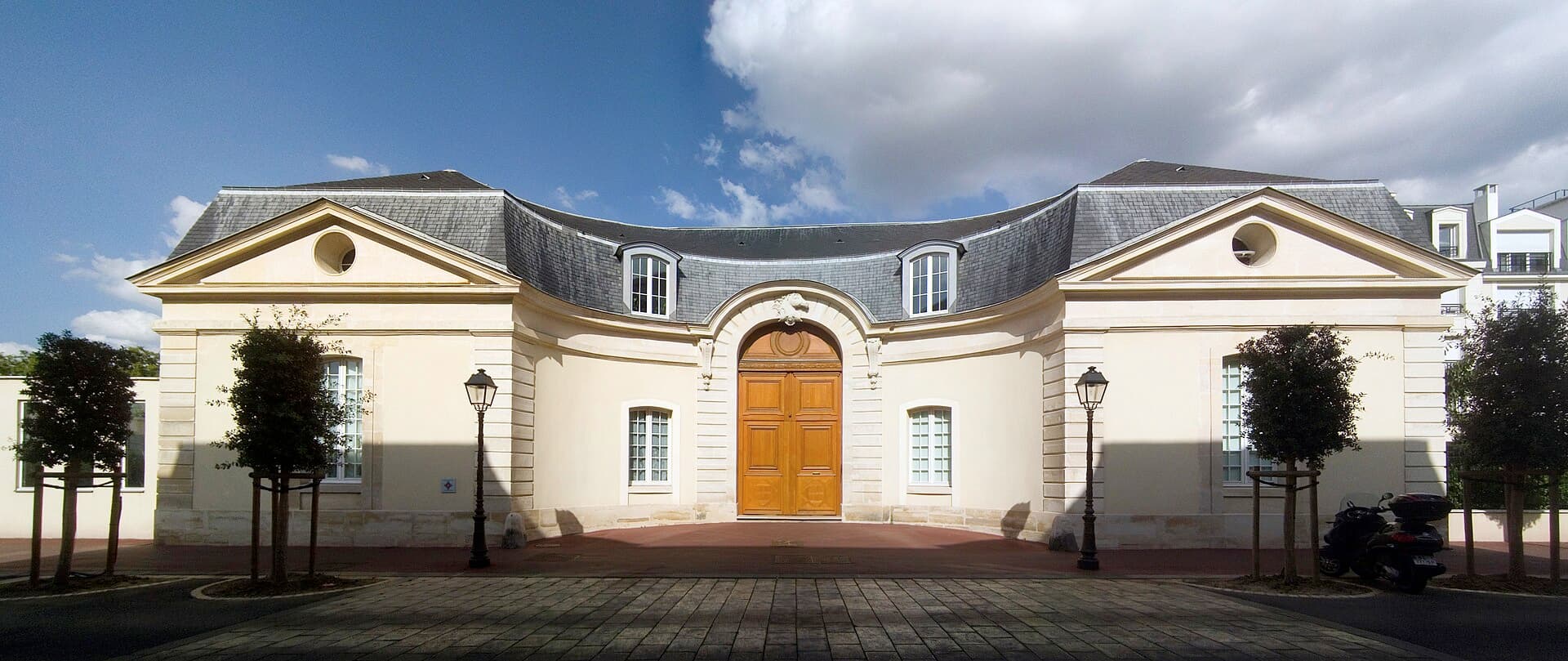 Château de Saint-Germain-en-Laye (Saint-Germain-en-Laye) Château de Saint-Germain-en-Laye — château à Saint-Germain-en-Laye, Yvelines, façade, classé mh
