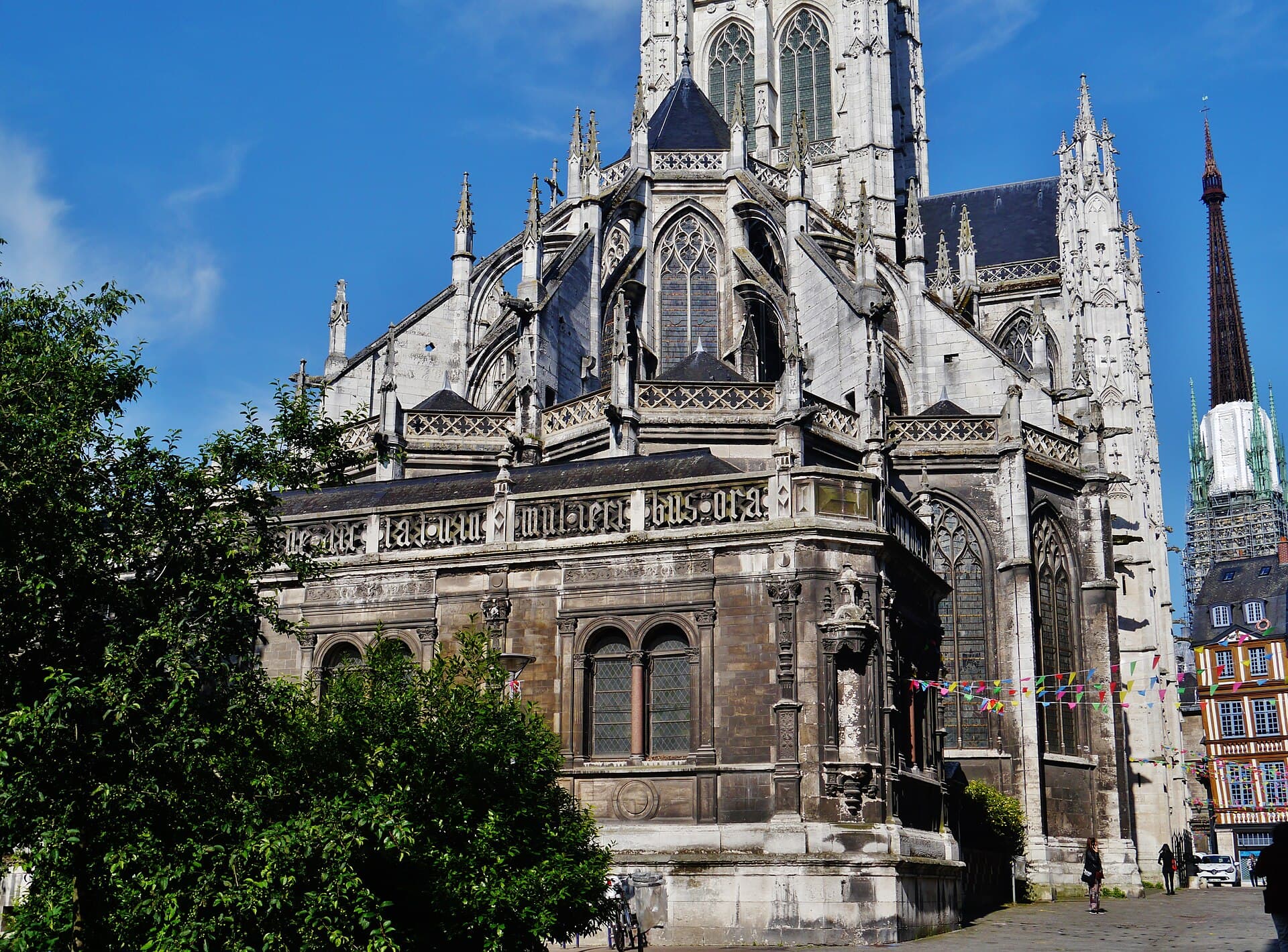 Église Saint-Maclou de Rouen (Rouen) Église Saint-Maclou de Rouen — édifice religieux à Rouen, Seine-Maritime, intérieur, classé mh